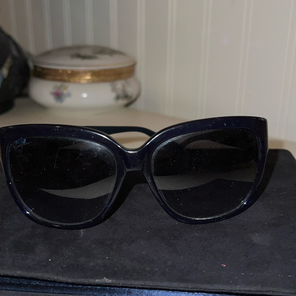 Salvatore Ferragamo sunglasses SF663s